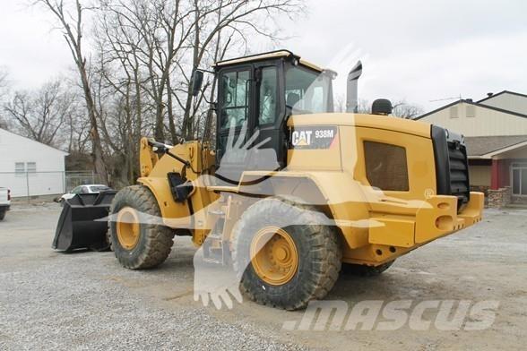 CAT 938M 輪胎式裝載機