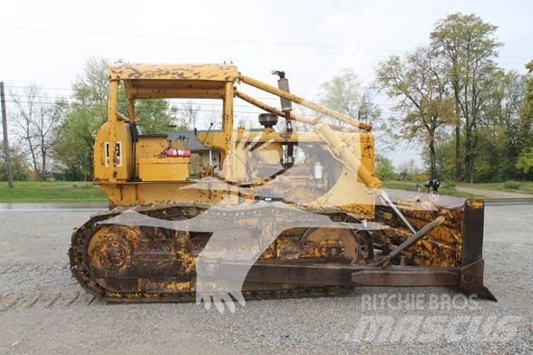 CAT D6C 履帶推土機