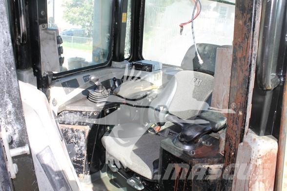 CAT D6T LGP 履帶推土機