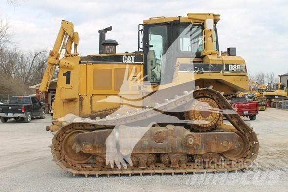 CAT D8R 履帶推土機