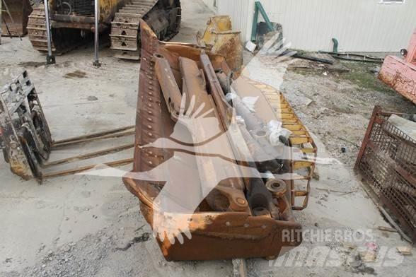 CAT D8R 履帶推土機
