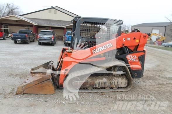 Kubota SVL75-2 滑移轉向裝載機