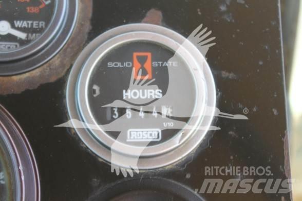 Rosco RB48 掃倉機