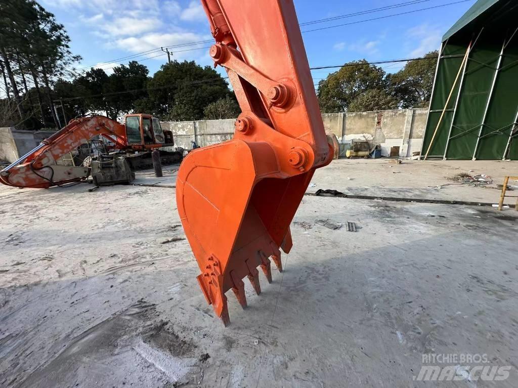 Hitachi ZX 200 小型挖土機/掘鑿機<7t(小型挖掘機)
