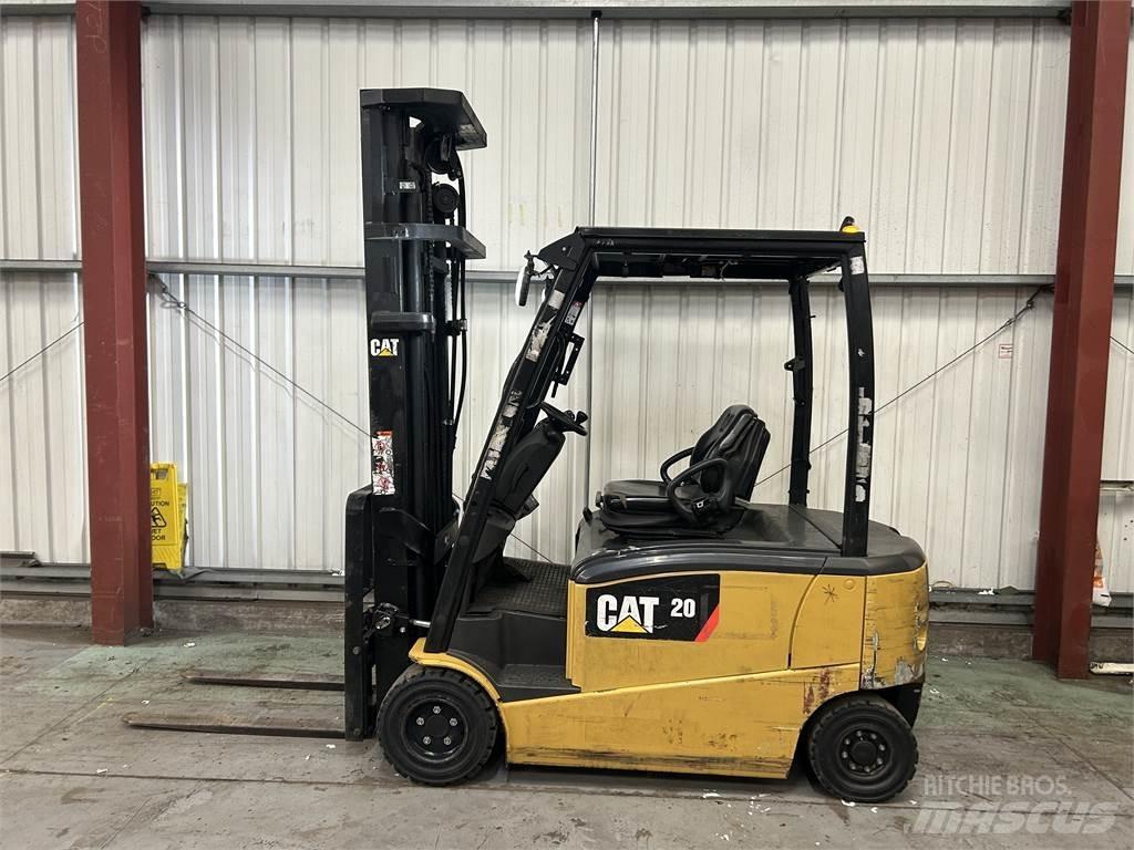 CAT EP20PN 電動堆高機