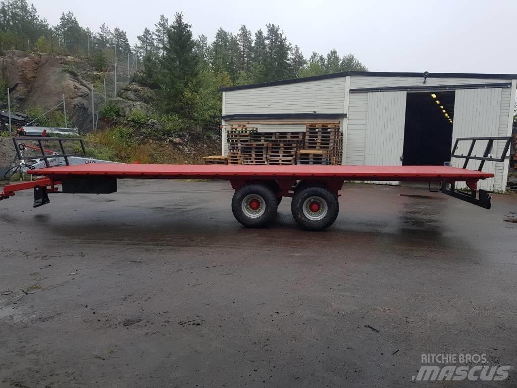 Dinapolis RP 9000 草捆拖車