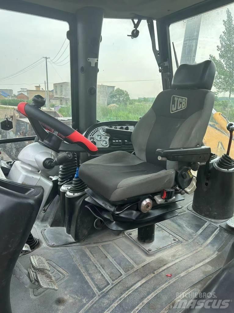 JCB 3 CX 反鏟裝載機
