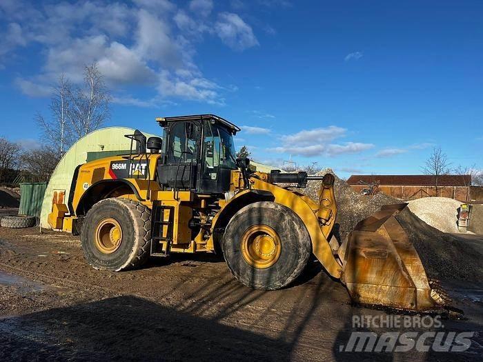 CAT 966M 輪胎式裝載機