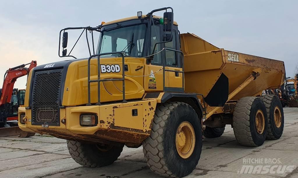 Bell B 30 D 鉸接式起吊車