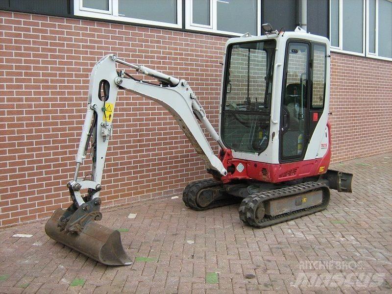 Takeuchi TB216 小型挖土機/掘鑿機<7t(小型挖掘機)