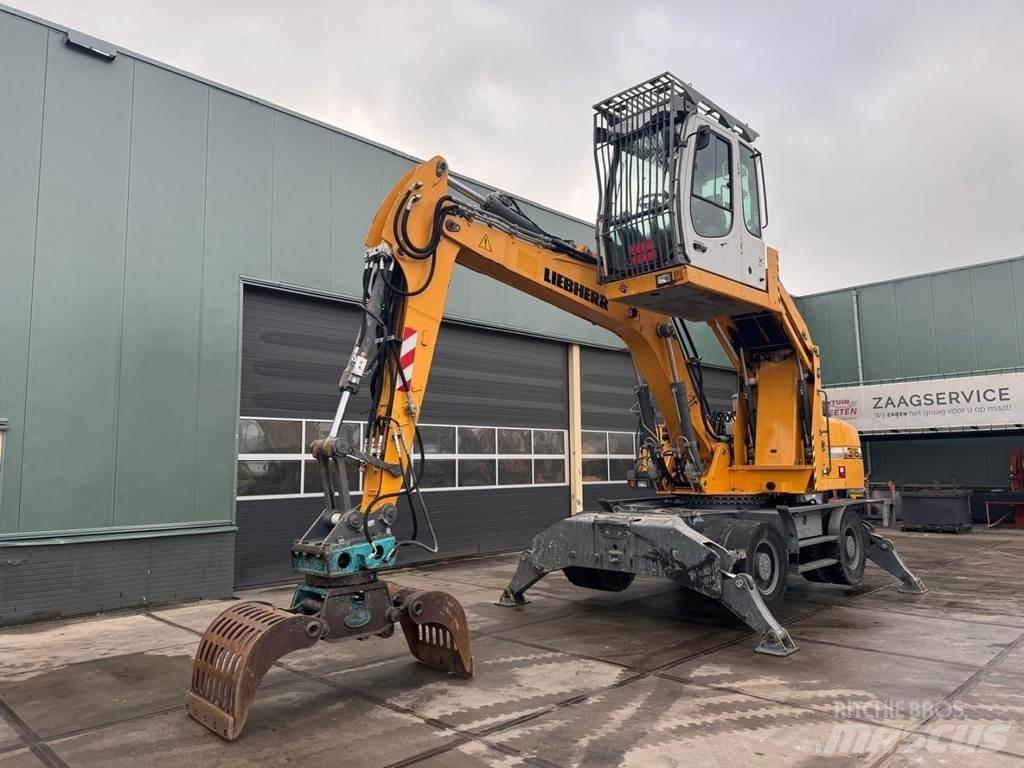 Liebherr A 316 廢棄物/工業用操作車