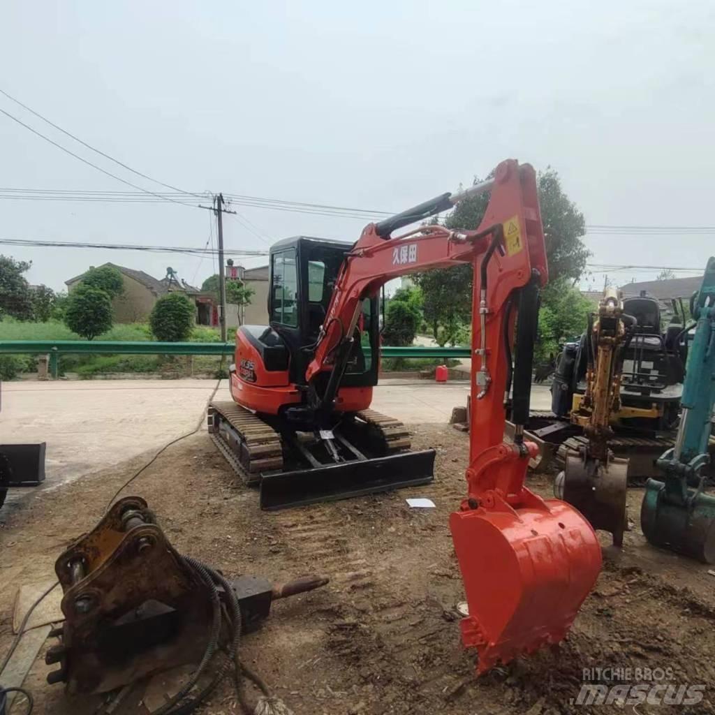 Kubota U 35-5 小型挖土機/掘鑿機<7t(小型挖掘機)