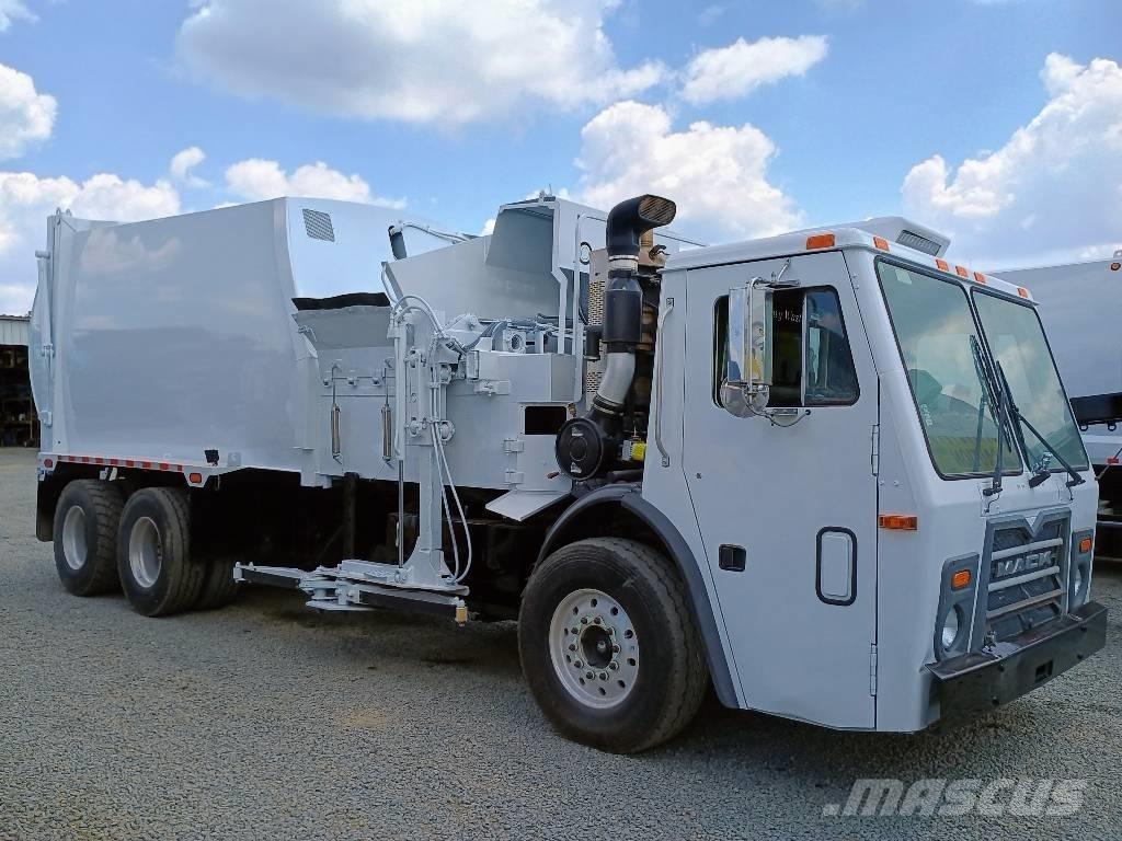 Mack LEU 垃圾車