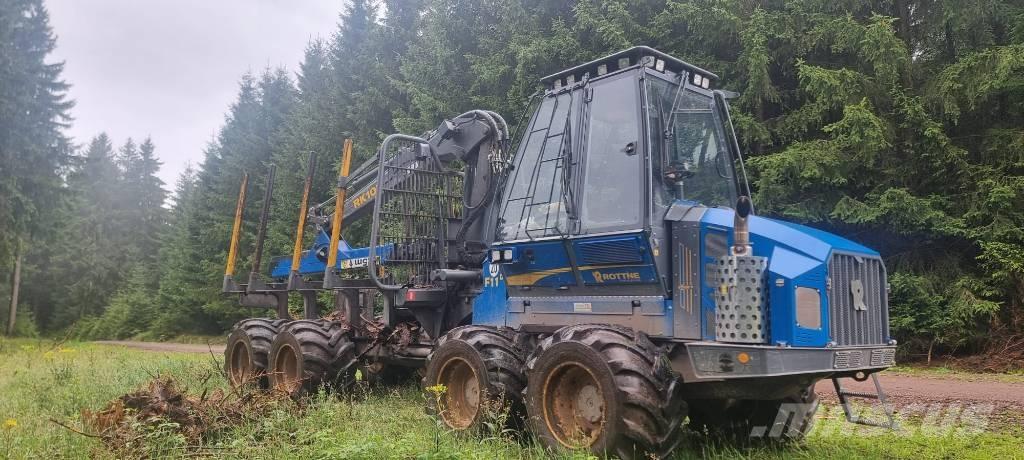 Rottne F11D 集運機