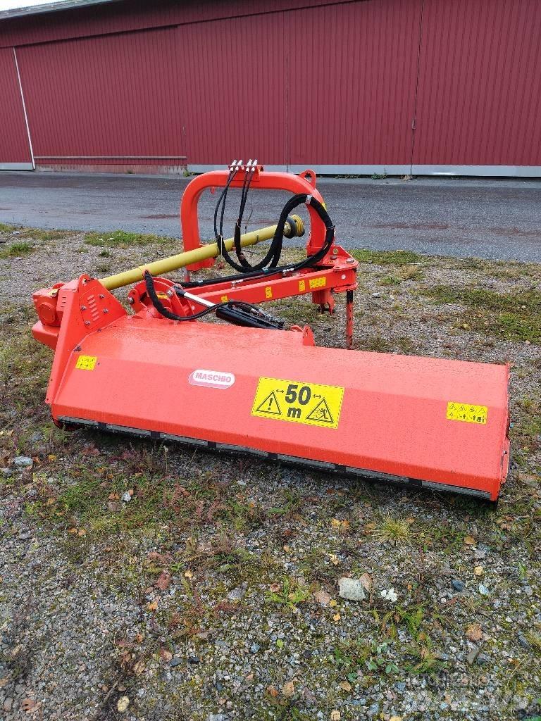 Maschio Giraffa 210 莖葉去葉機