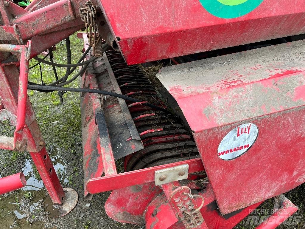 Welger RP220 圓型牧草打包機