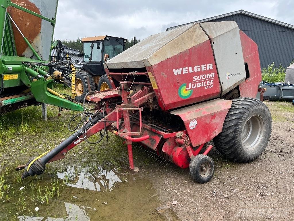 Welger RP220 圓型牧草打包機