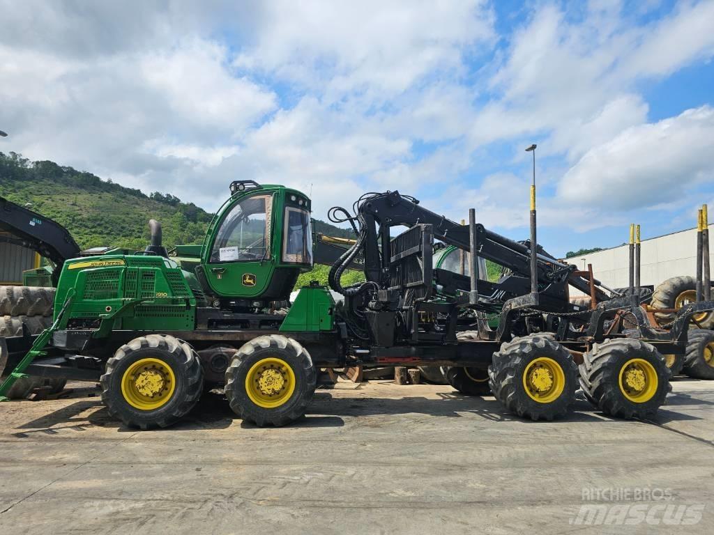 John Deere 1910G 集運機