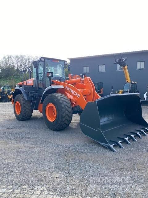 Hitachi ZW 220 輪胎式裝載機