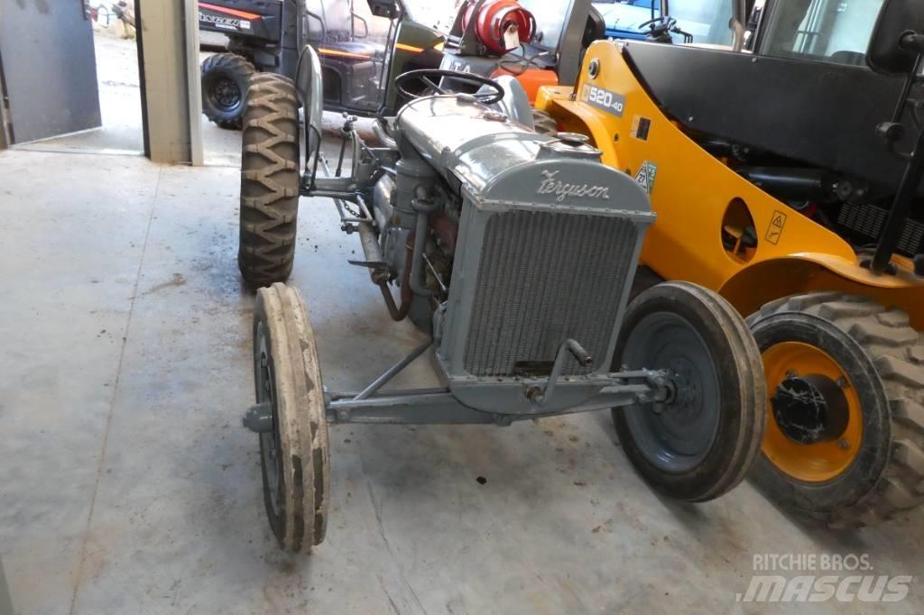Ferguson type a 曳引機