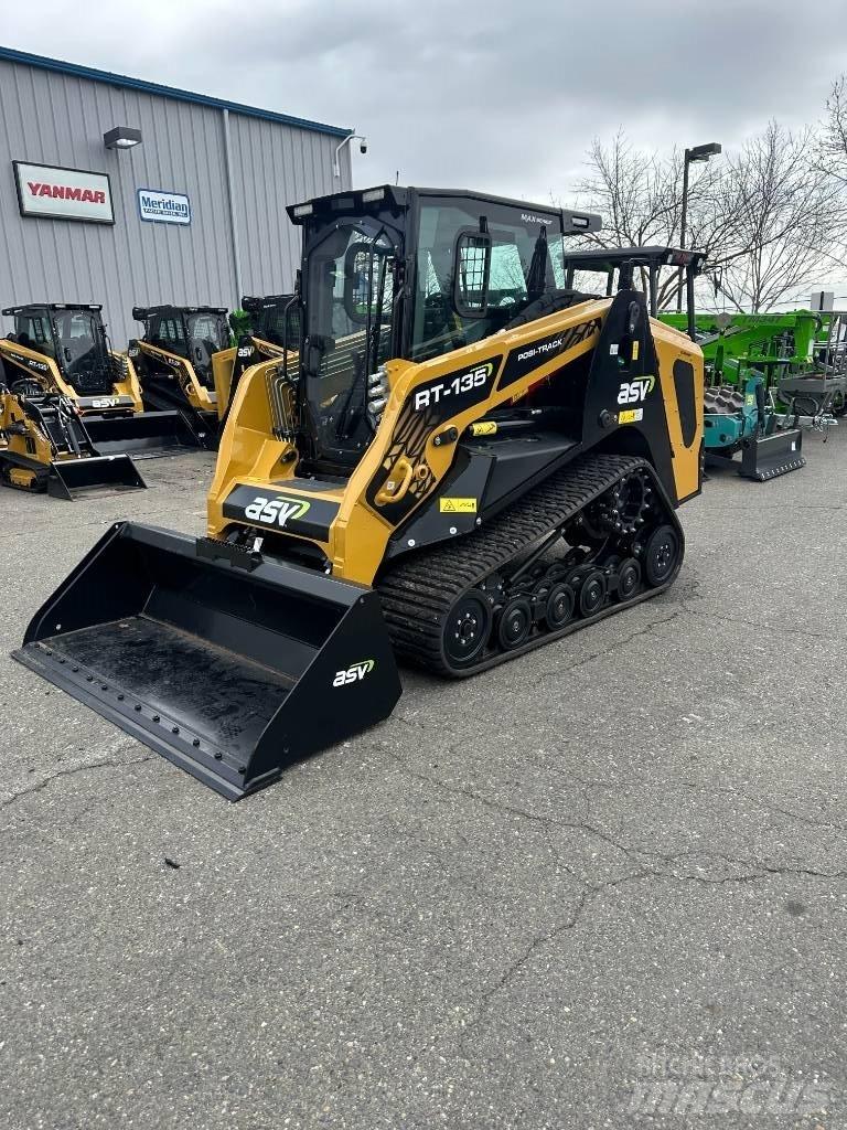 ASV RT135 滑移轉向裝載機