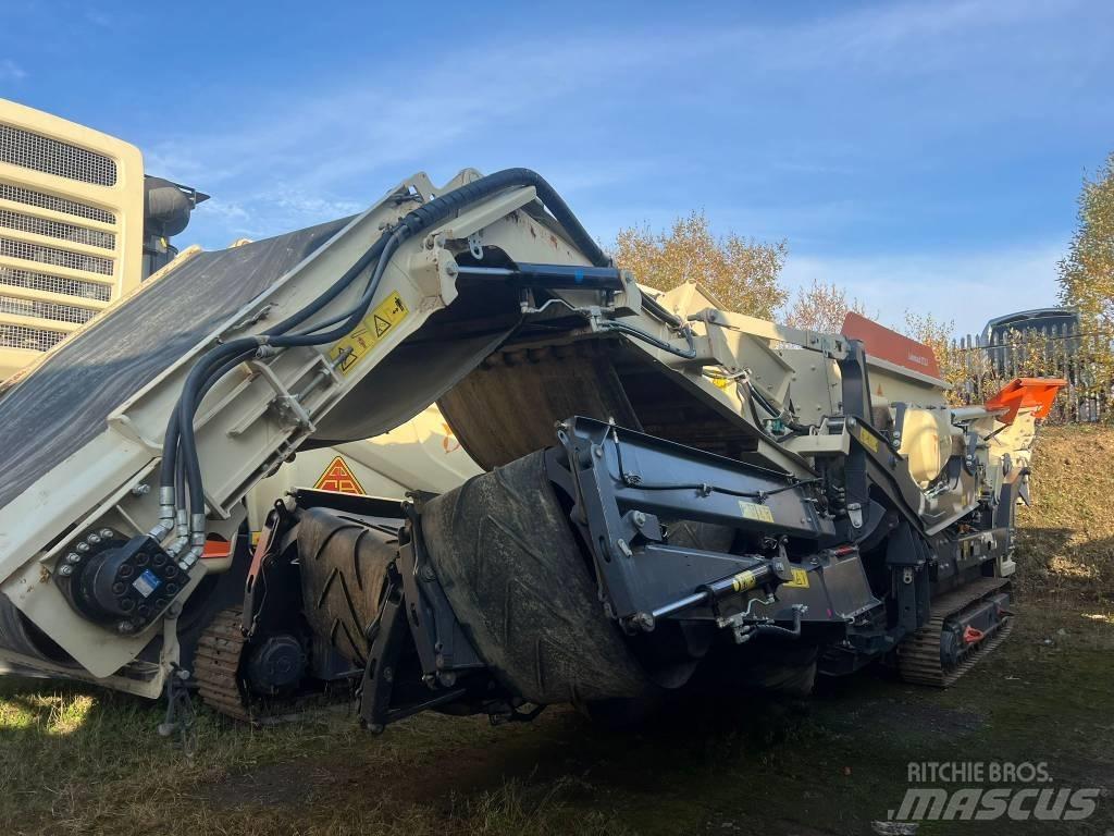 Metso ST2.3 移動式篩選機