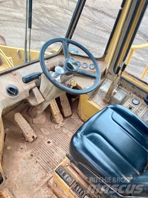 CAT 950 B 輪胎式裝載機