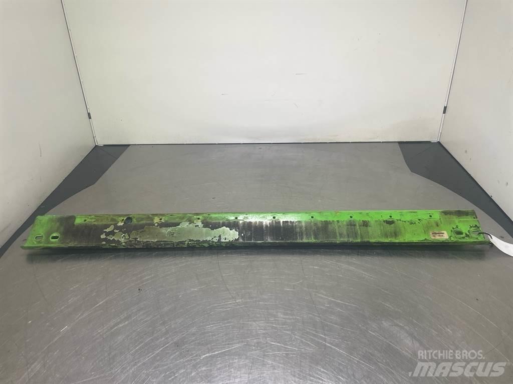 Sennebogen 158026 底盤和懸架