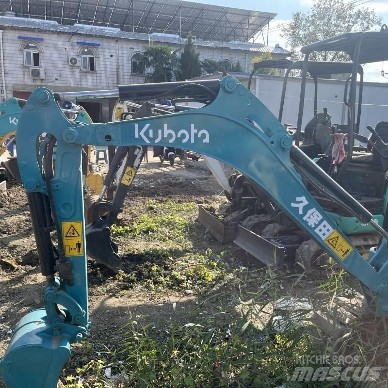 Kubota U 15 小型挖土機/掘鑿機<7t(小型挖掘機)