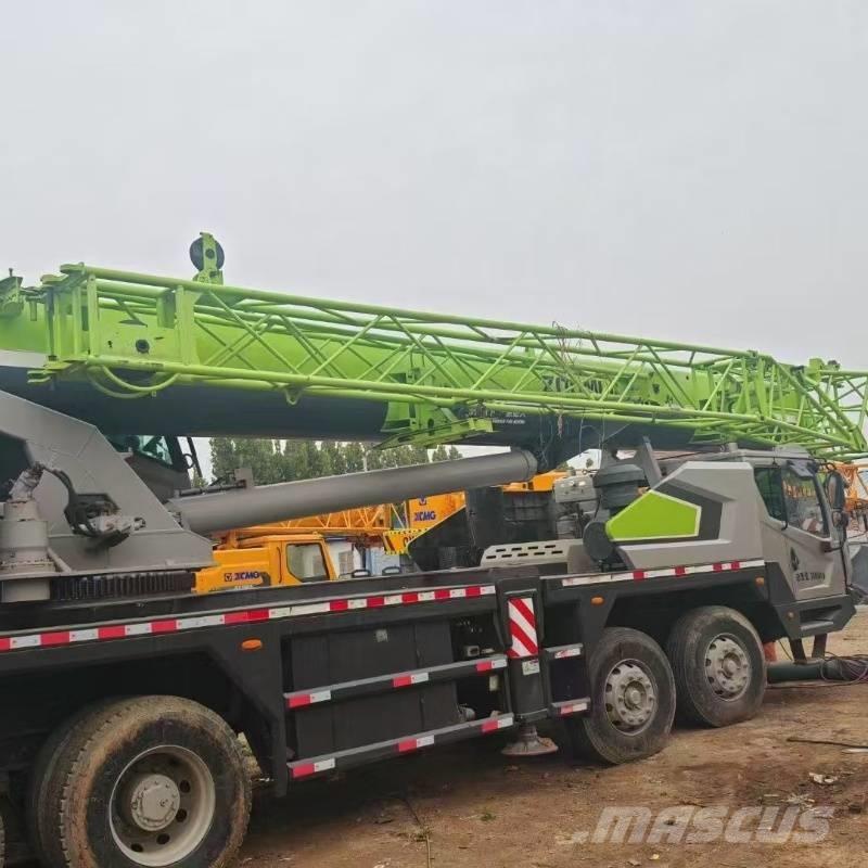 Zoomlion 35 全路面起重機/吊車
