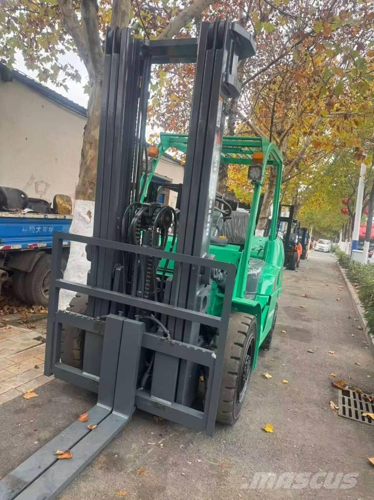 Mitsubishi 5t 柴油卡車