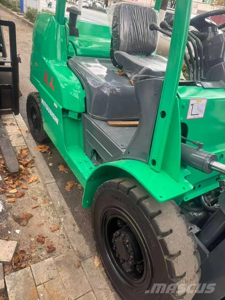 Mitsubishi 5t 柴油卡車