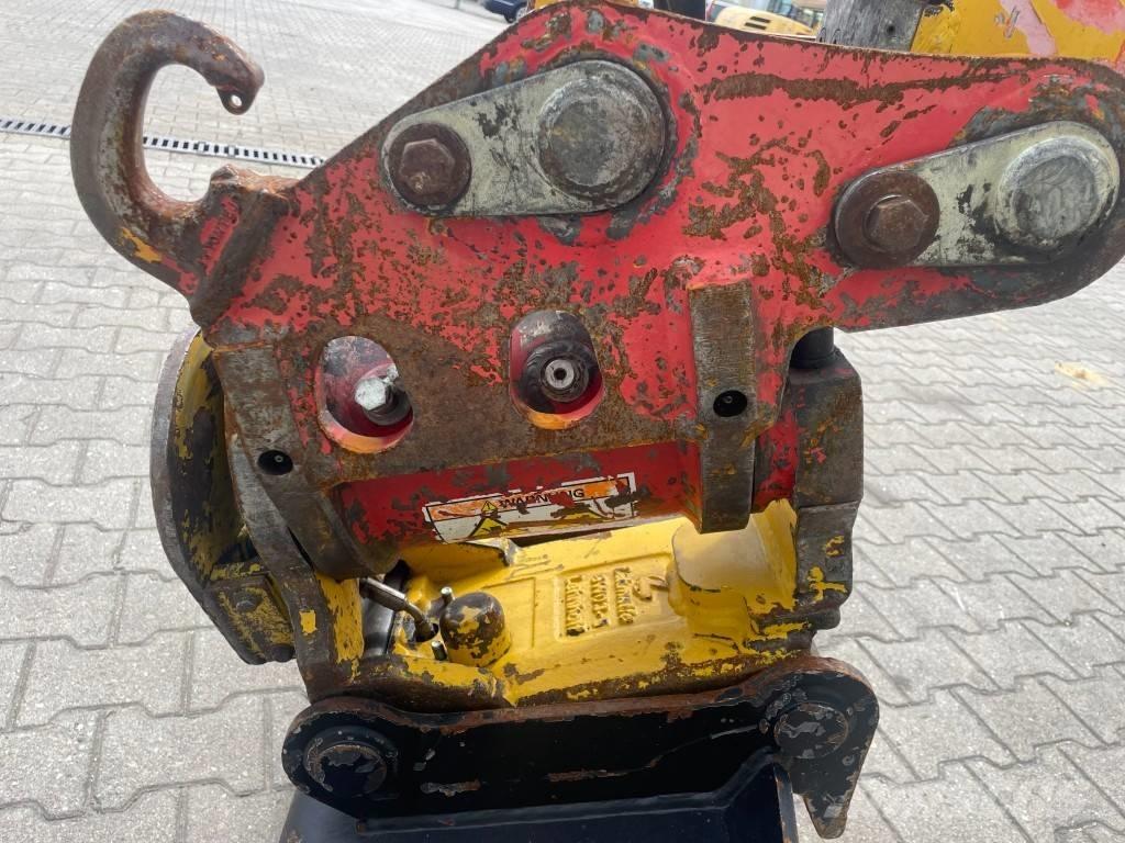 Kubota KX 057-4 小型挖土機/掘鑿機<7t(小型挖掘機)