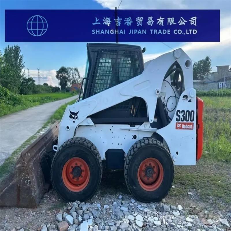 Bobcat S 300 滑移轉向裝載機