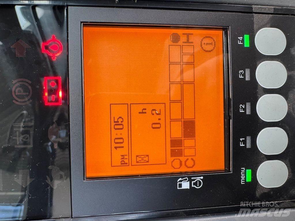 Yanmar VIO23-6 小型挖土機/掘鑿機<7t(小型挖掘機)