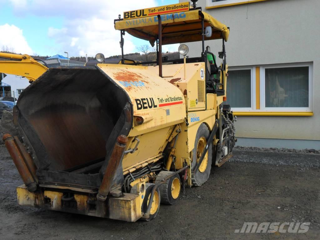 Demag DF 65 P 瀝青攤舖機/鋪路機