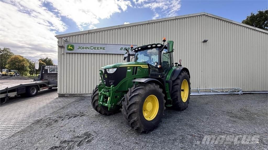 John Deere 6R215 曳引機