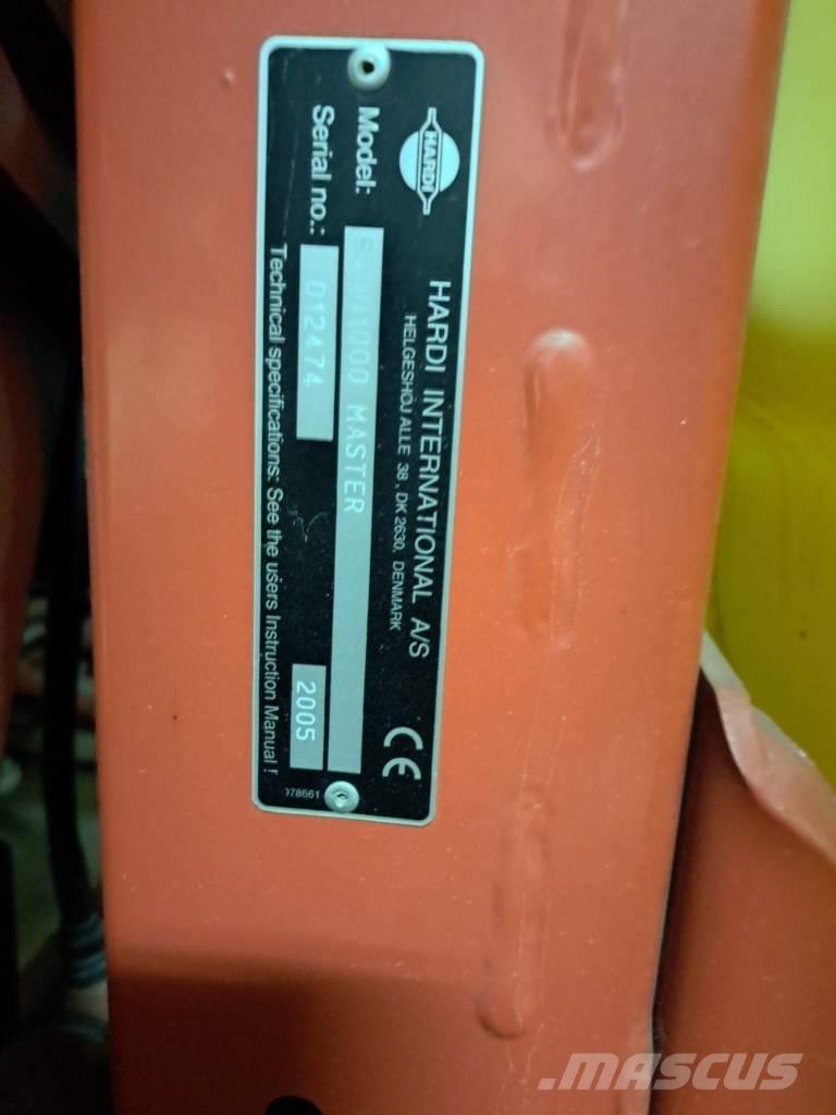 Hardi Master 1200 承載式噴霧機