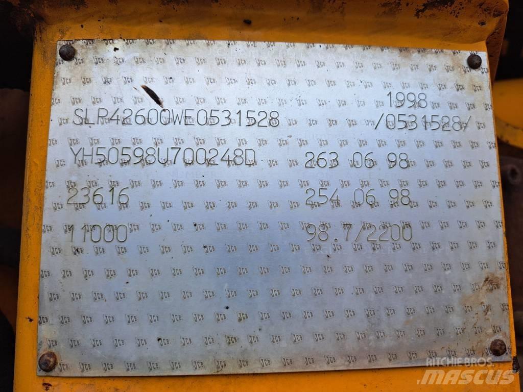 JCB 426 輪胎式裝載機