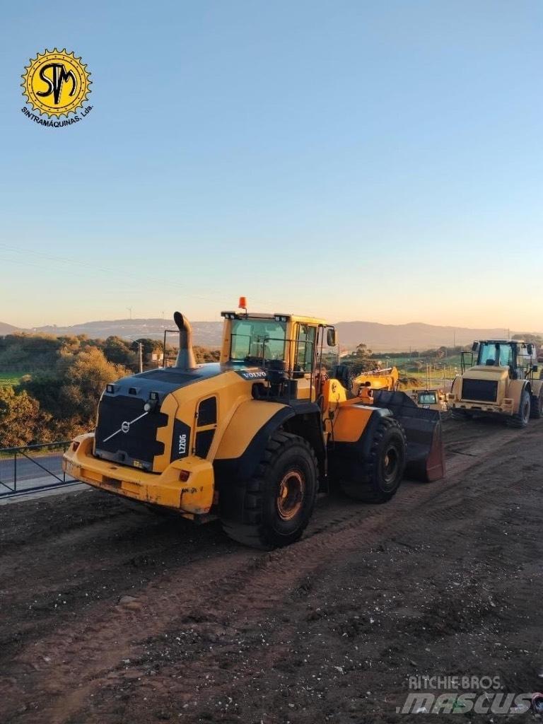 Volvo L 220 G 輪胎式裝載機