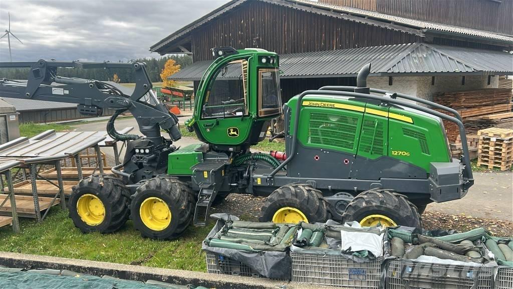 John Deere 1270 G 收穫機