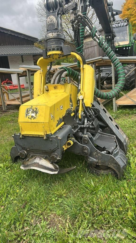 John Deere 1270 G 收穫機
