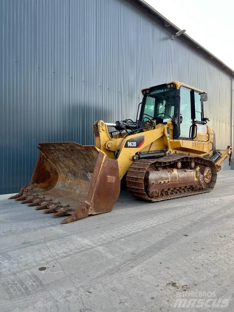 CAT 963D 推土機