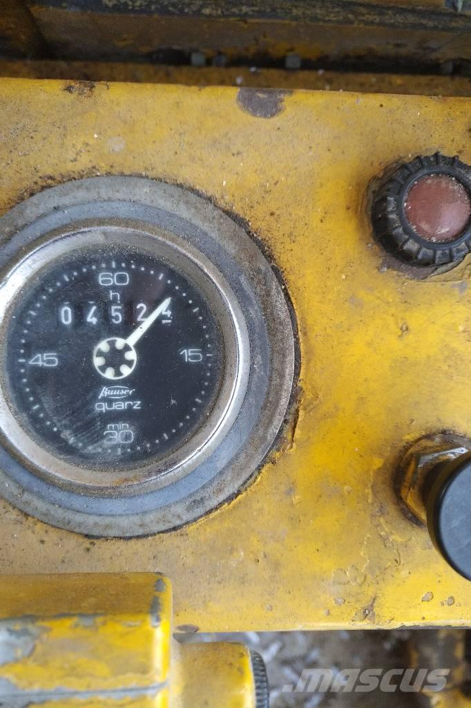 Menzi Muck 3000 T2 特殊挖土機/掘鑿機/挖掘機