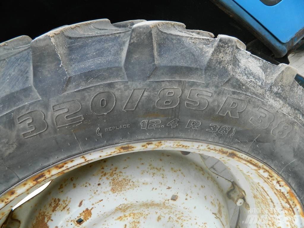 Ford 5600 曳引機