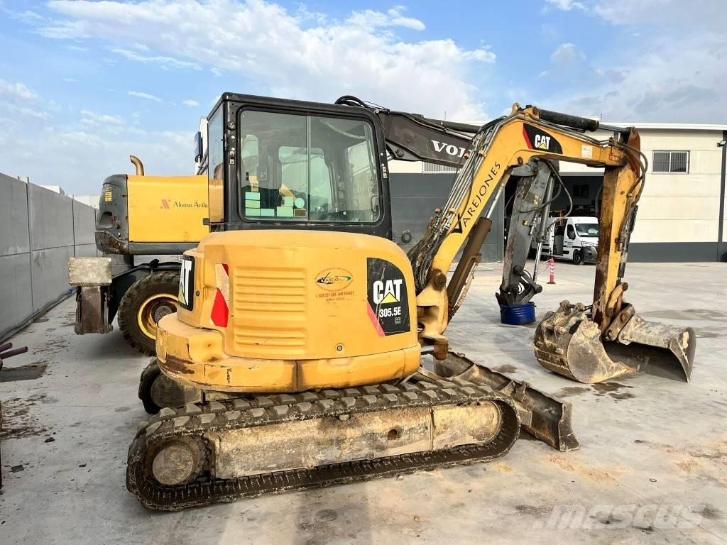 CAT 305.5 小型挖土機/掘鑿機<7t(小型挖掘機)