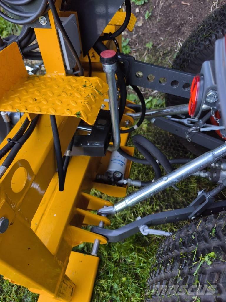 Kubota L1-382 HST 曳引機