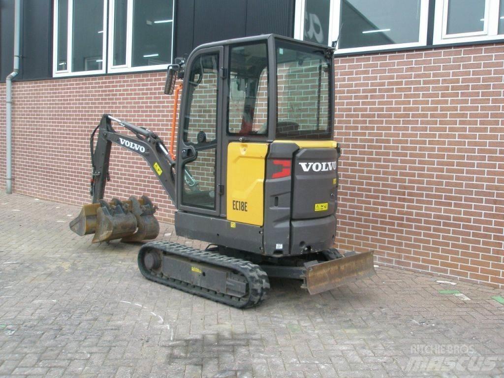 Volvo ECR18E 小型挖土機/掘鑿機<7t(小型挖掘機)