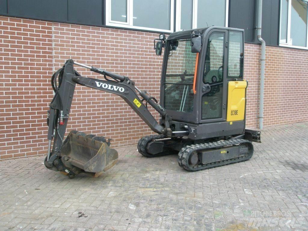 Volvo ECR18E 小型挖土機/掘鑿機<7t(小型挖掘機)