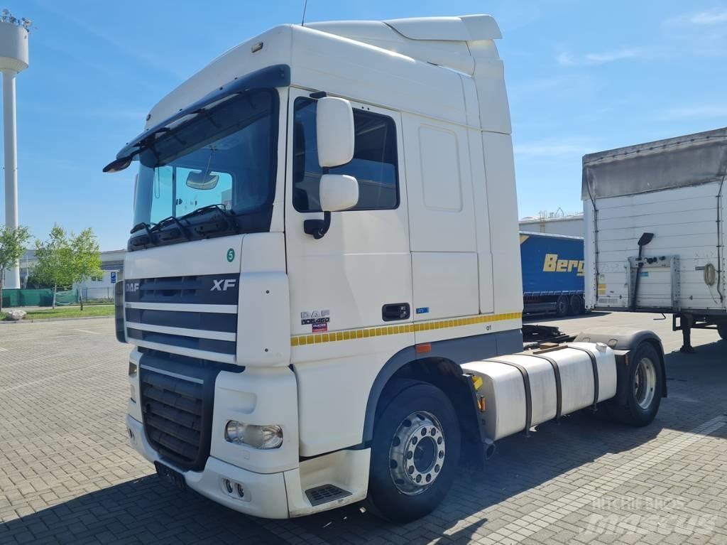 DAF XF105.460 曳引機組件